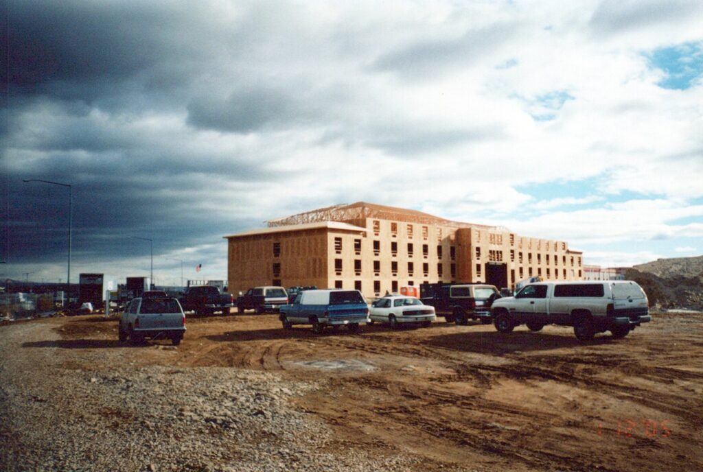 2005_HOTEL BOISE_0004_a