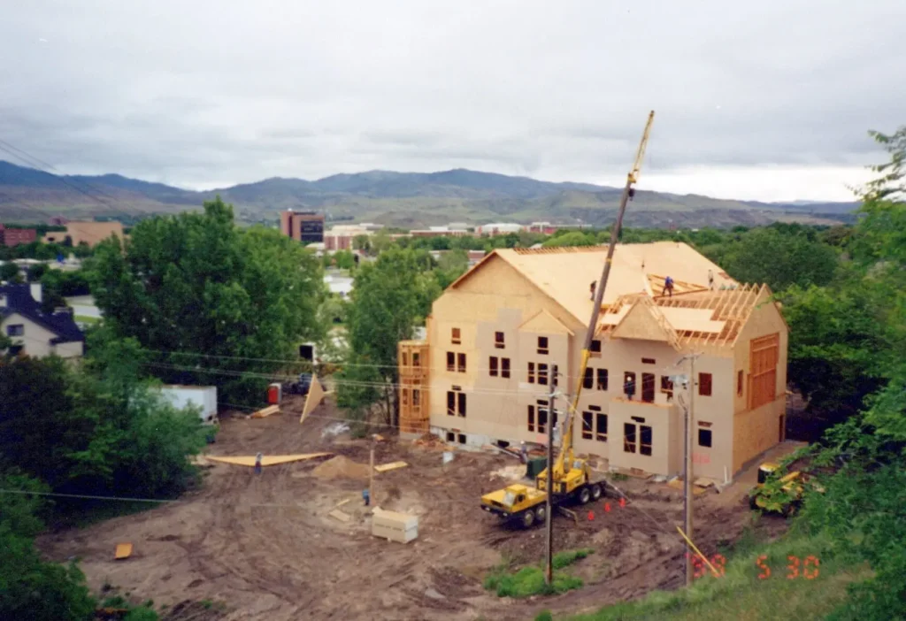 2006_ANNIVERSARYINNBOISE_0010_a-ezgif.com-jpg-to-webp-converter